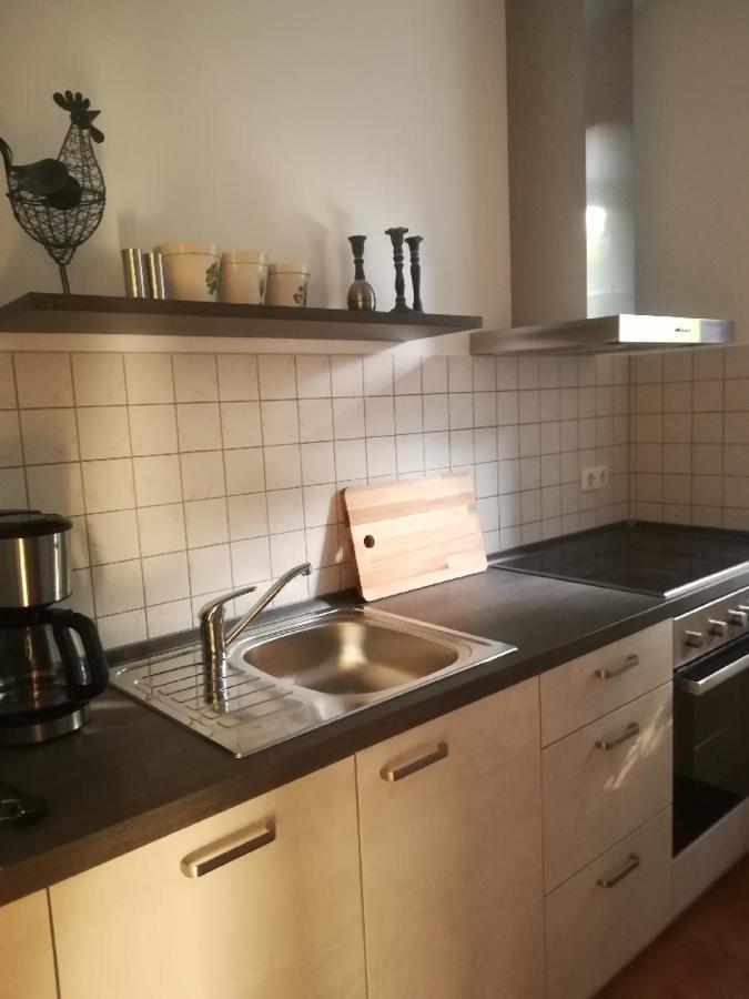 Apartment In Ruhiger Wohnlage Sie Sind In 3 Minuten Am Trebbower See Oder In 30 Minuten An Der Ostsee Klein Trebbow Exterior foto